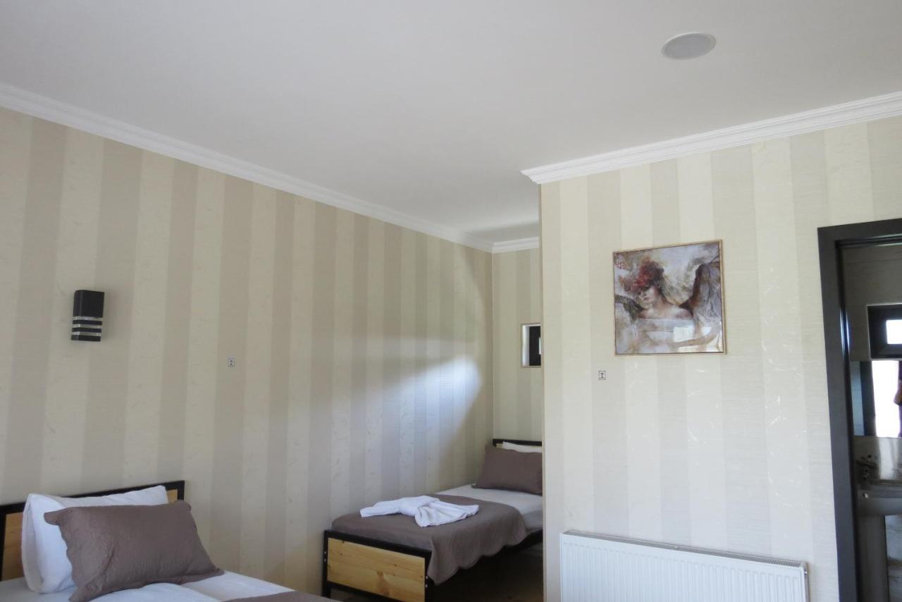 Bibo'S Kokhi Guesthouse Kazbegi Esterno foto