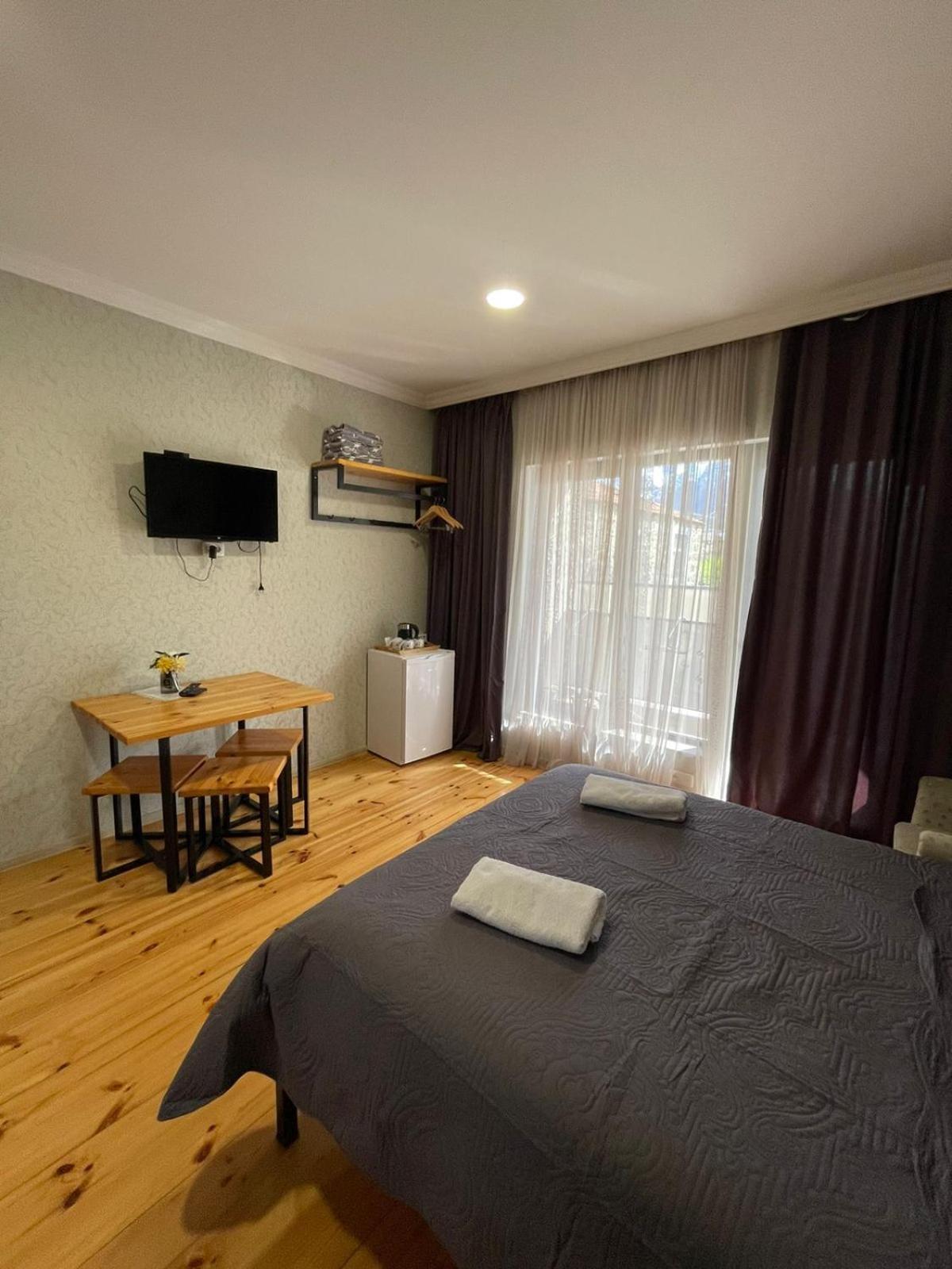Bibo'S Kokhi Guesthouse Kazbegi Esterno foto