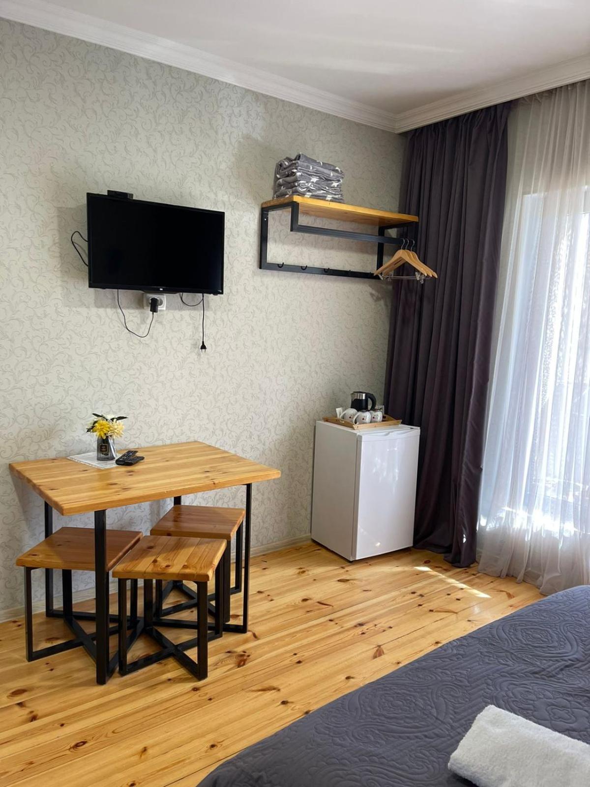 Bibo'S Kokhi Guesthouse Kazbegi Esterno foto